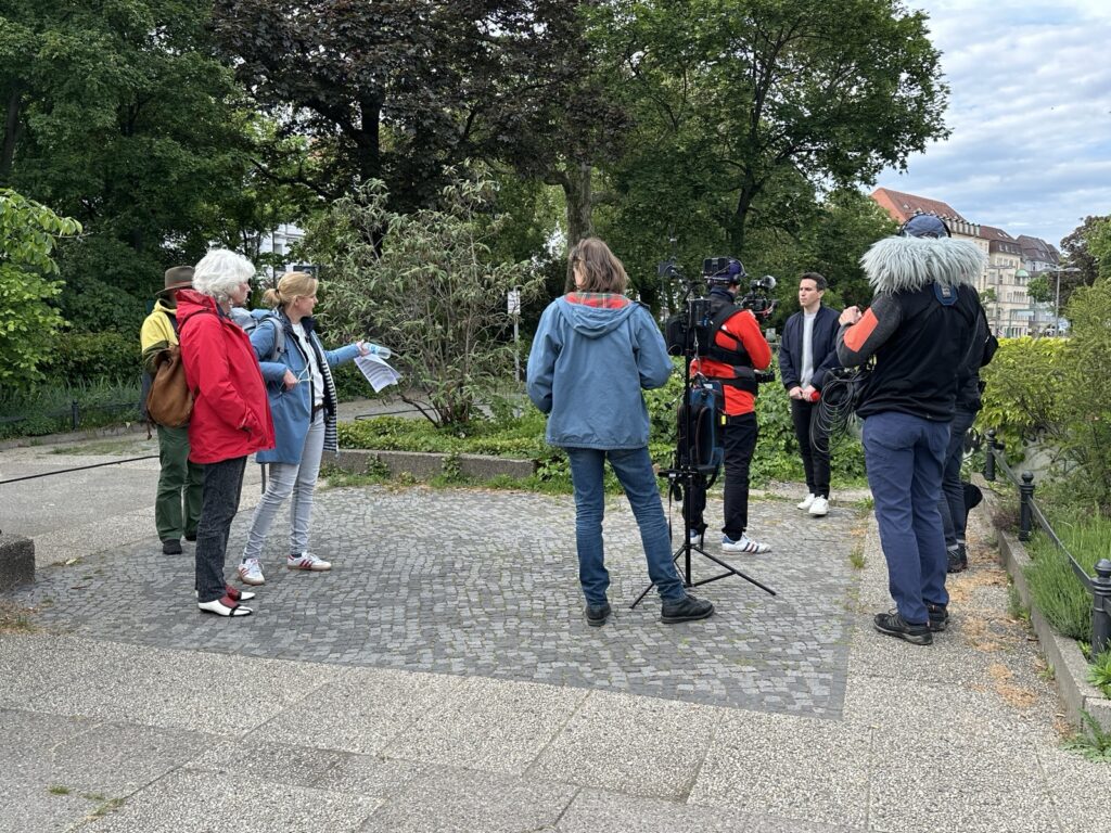 rbb-Sendung „Der Tag“ vom 15. Mai 2026, Bundesplatz (Dreharbeiten)